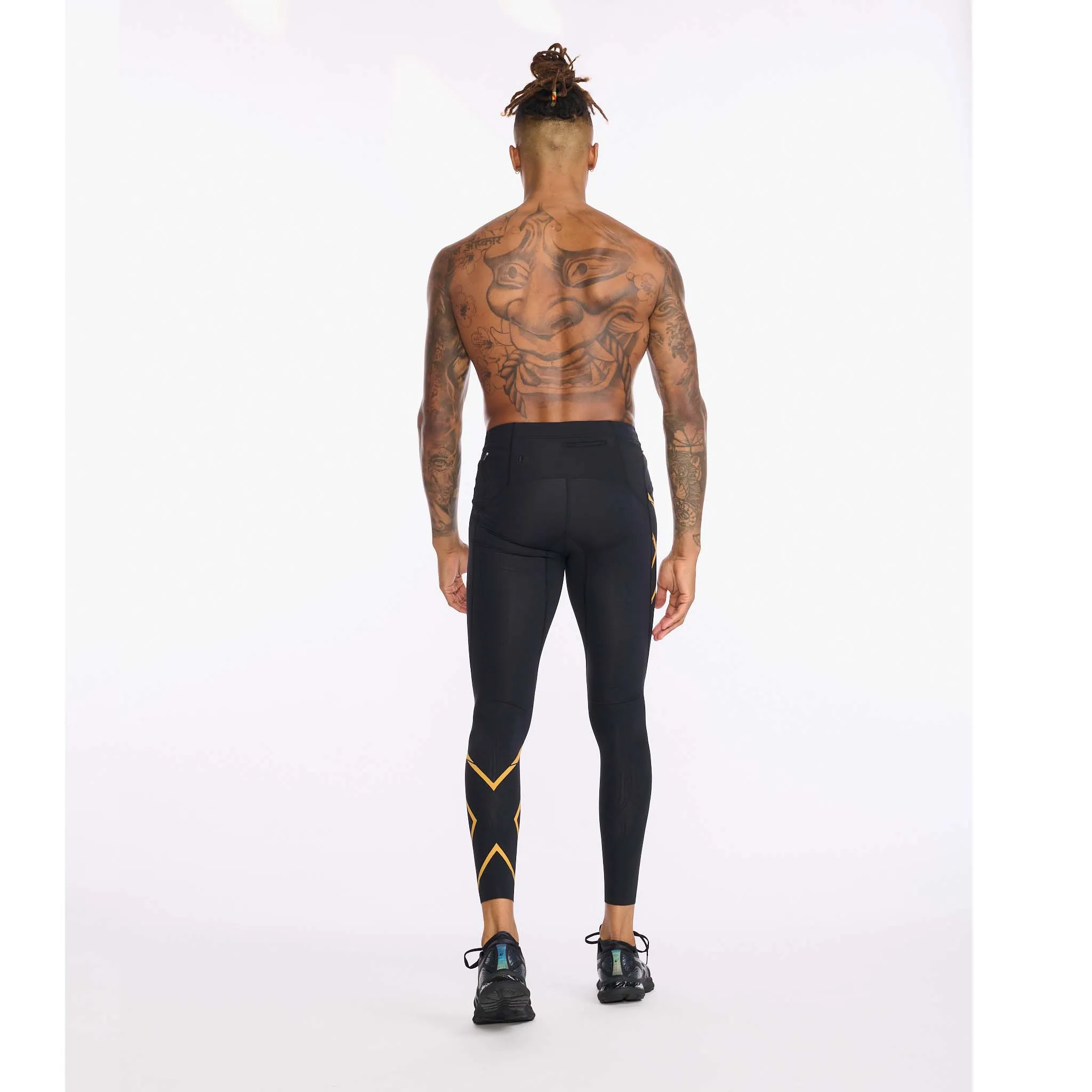 2XU | Men's Light Speed Compression Tight - Black