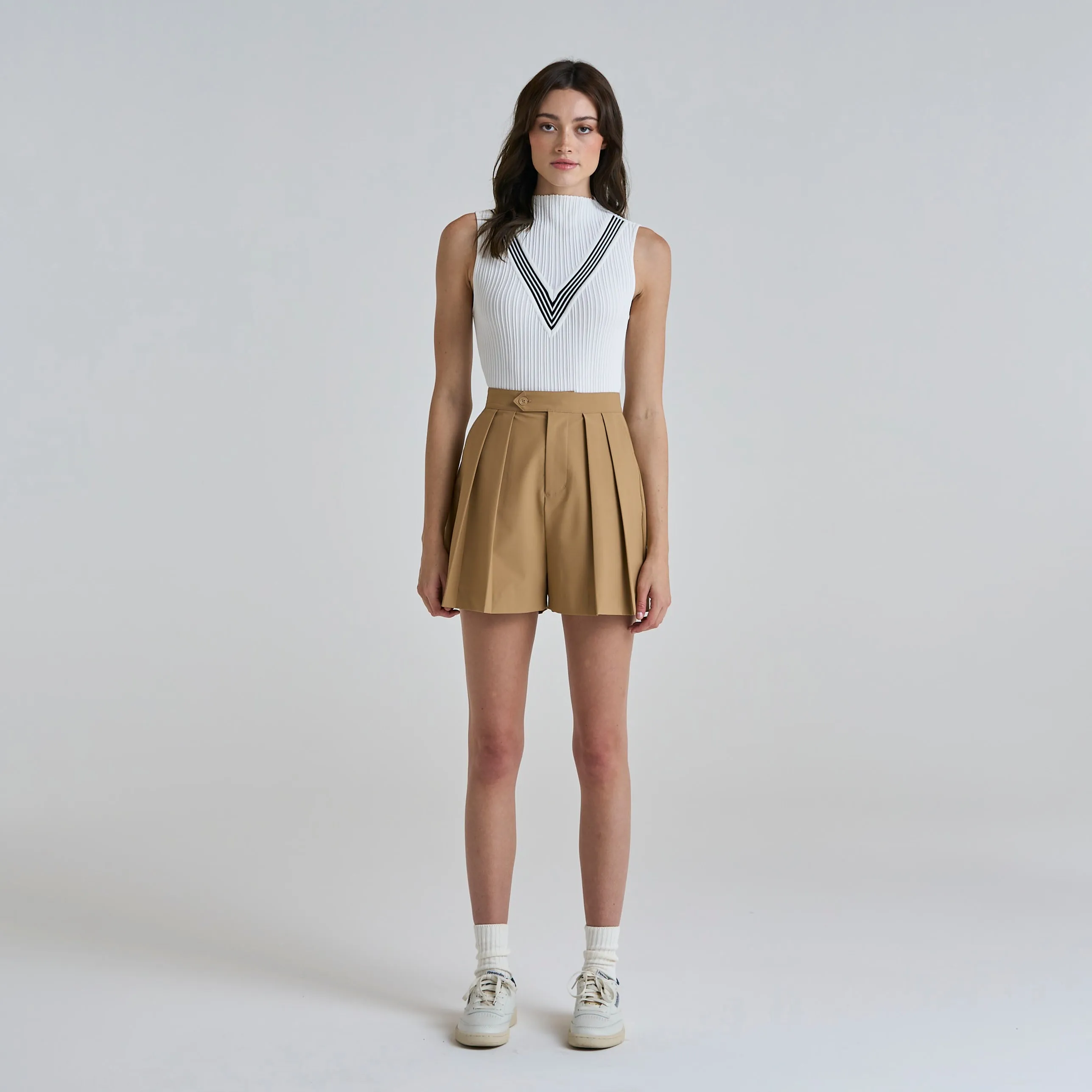 ACE SLEEVELESS MOCKNECK