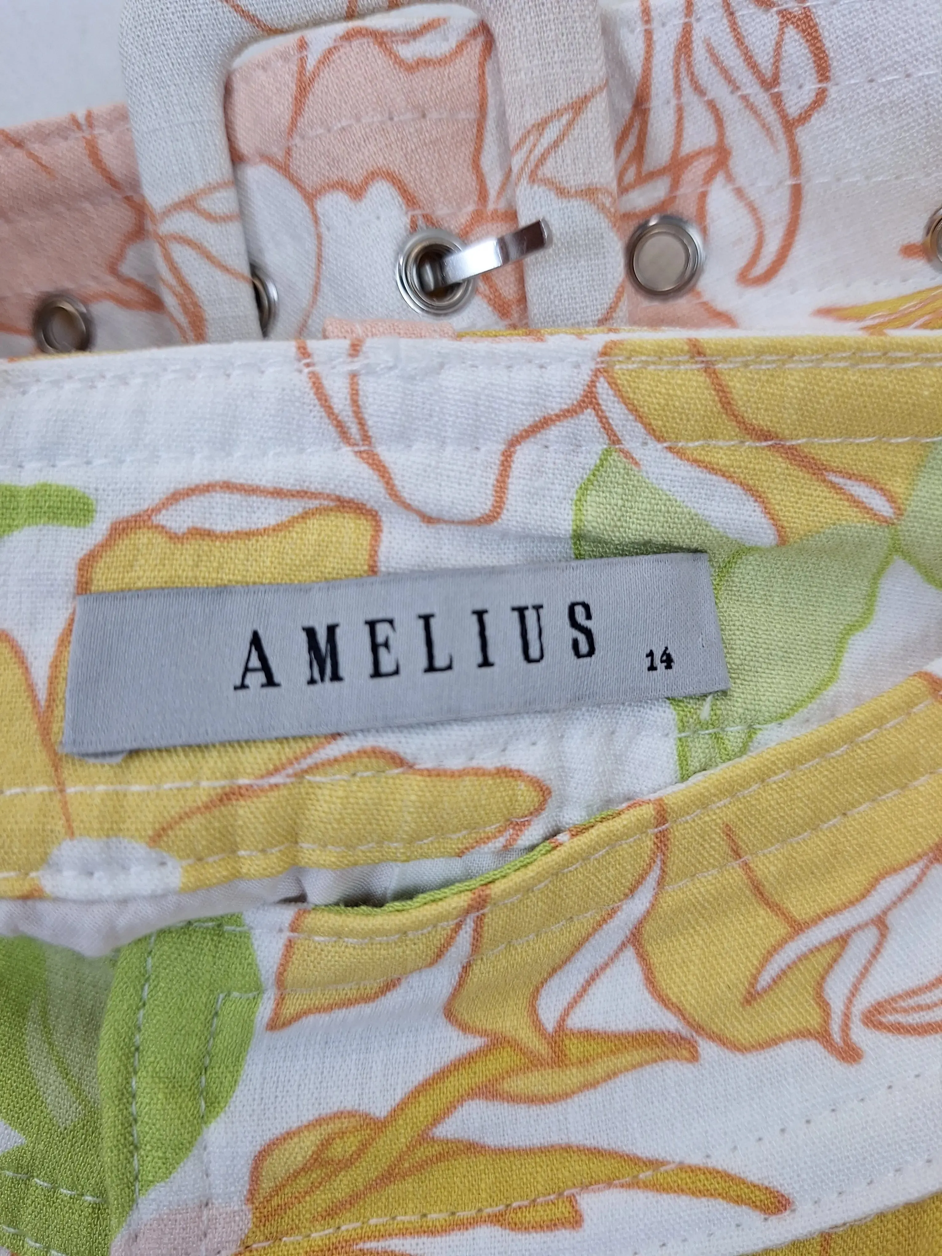 Amelius Summer Bloom Tailored Shorts Size 14