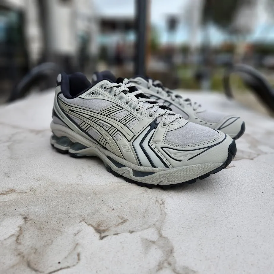 ASICS GEL-KAYANO 14