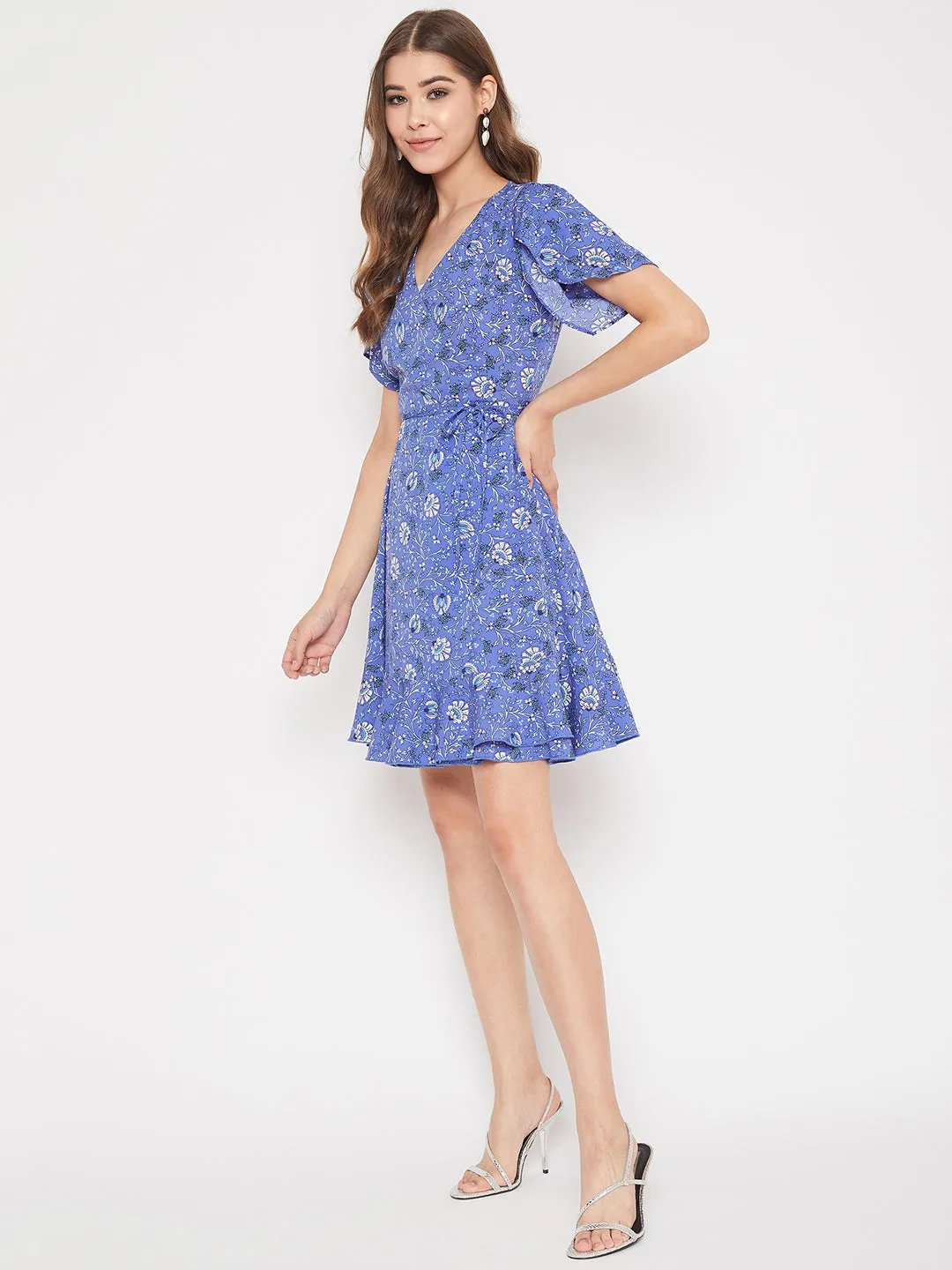 Berrylush Women Blue Floral Printed V-Neck Waist Tie-Up Mini Dress