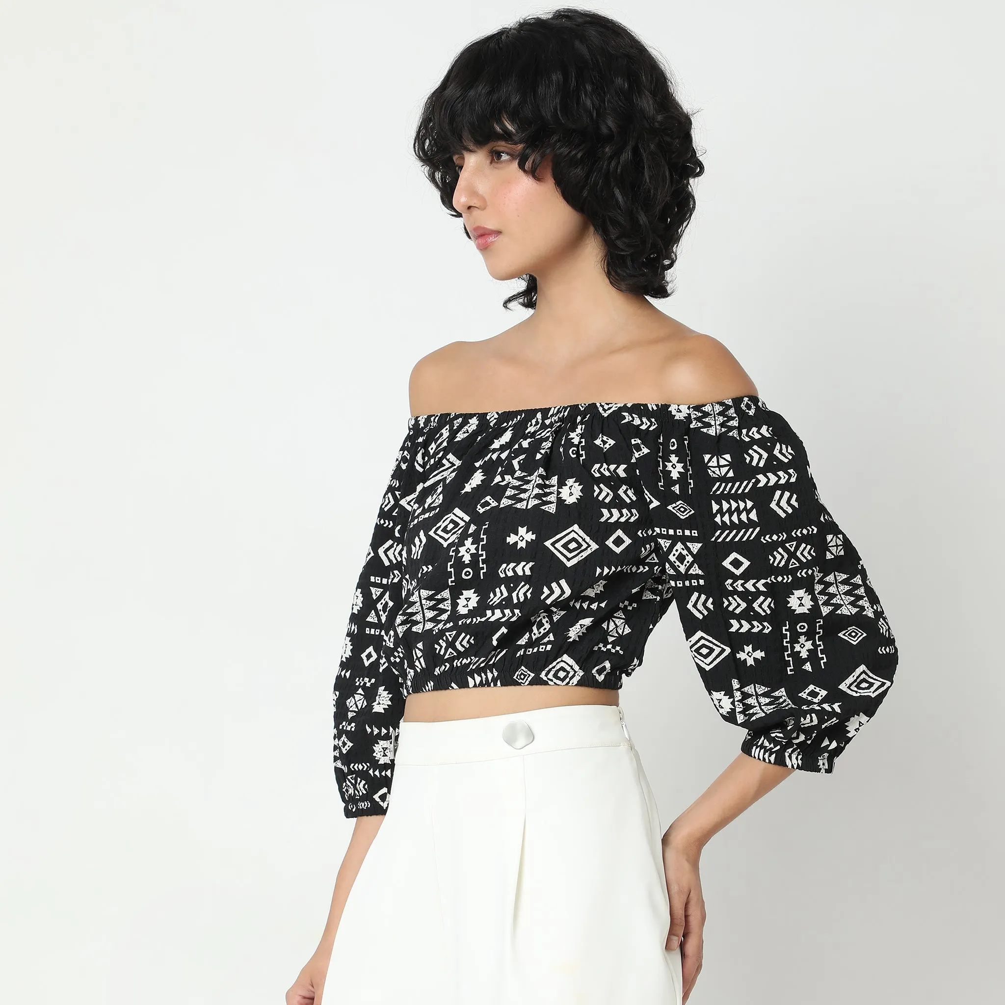 Boxy Fit Printed Crop Top