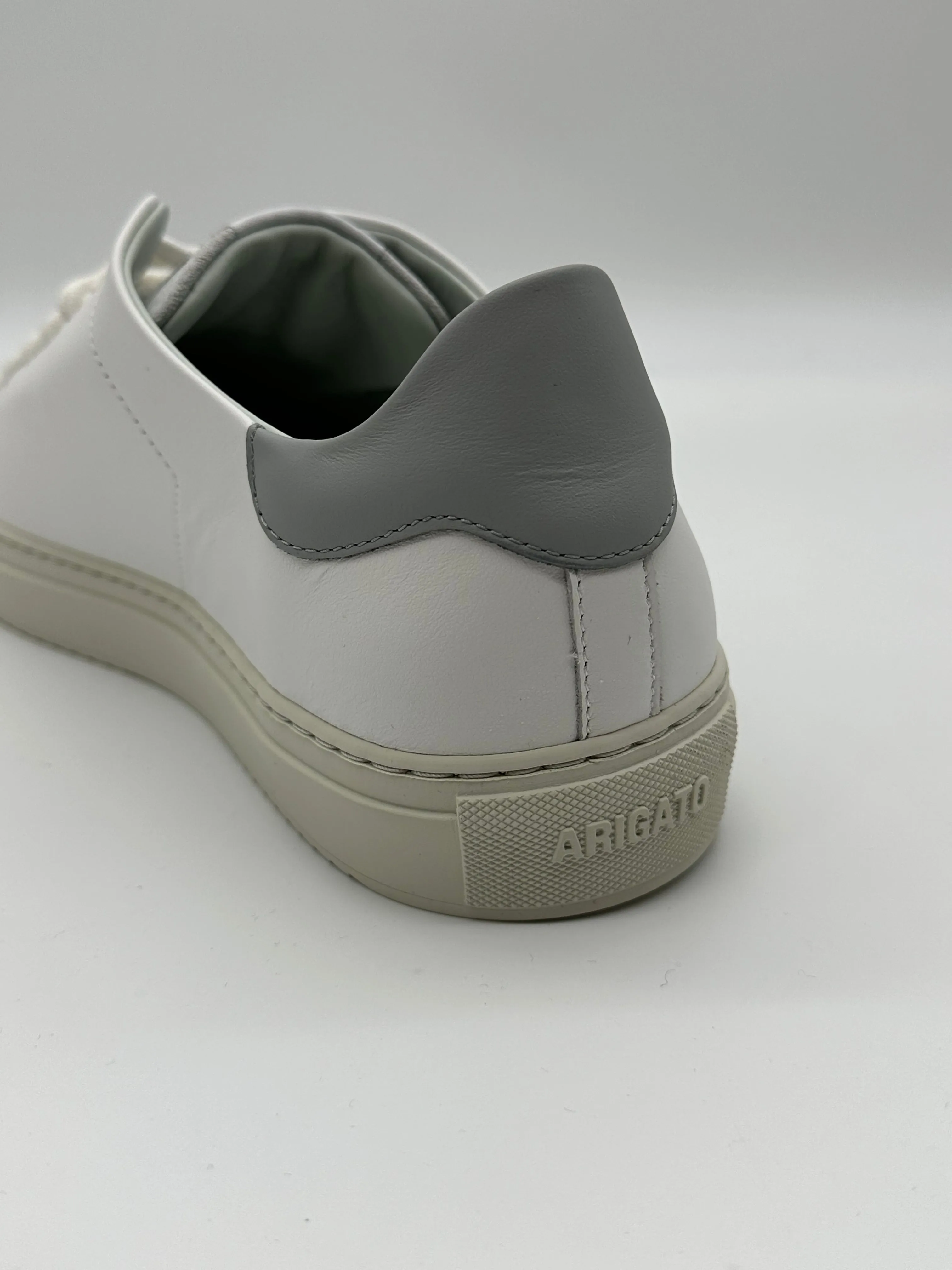 Clean 180 Grey Detail Sneakers