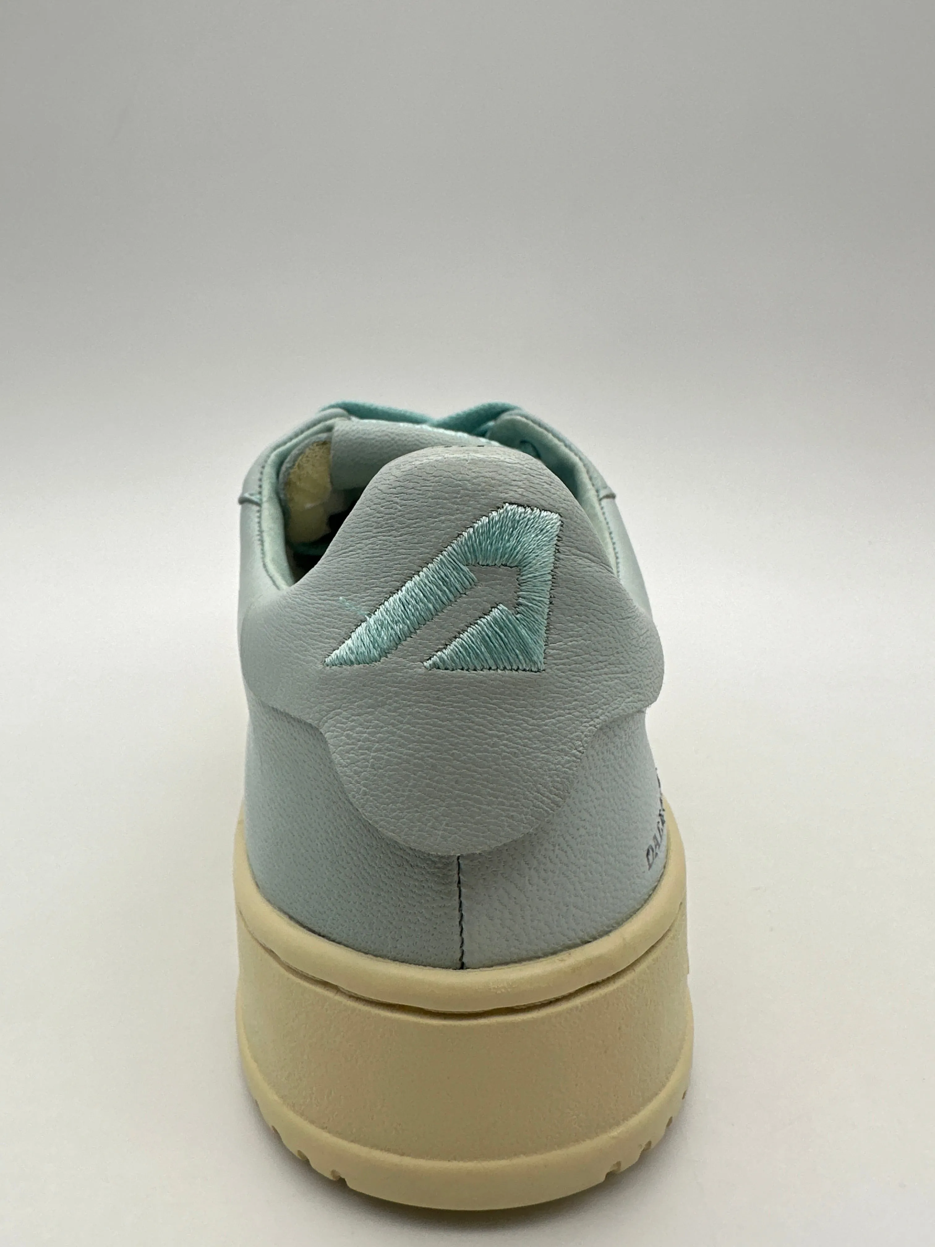 Dallas Low Sneakers