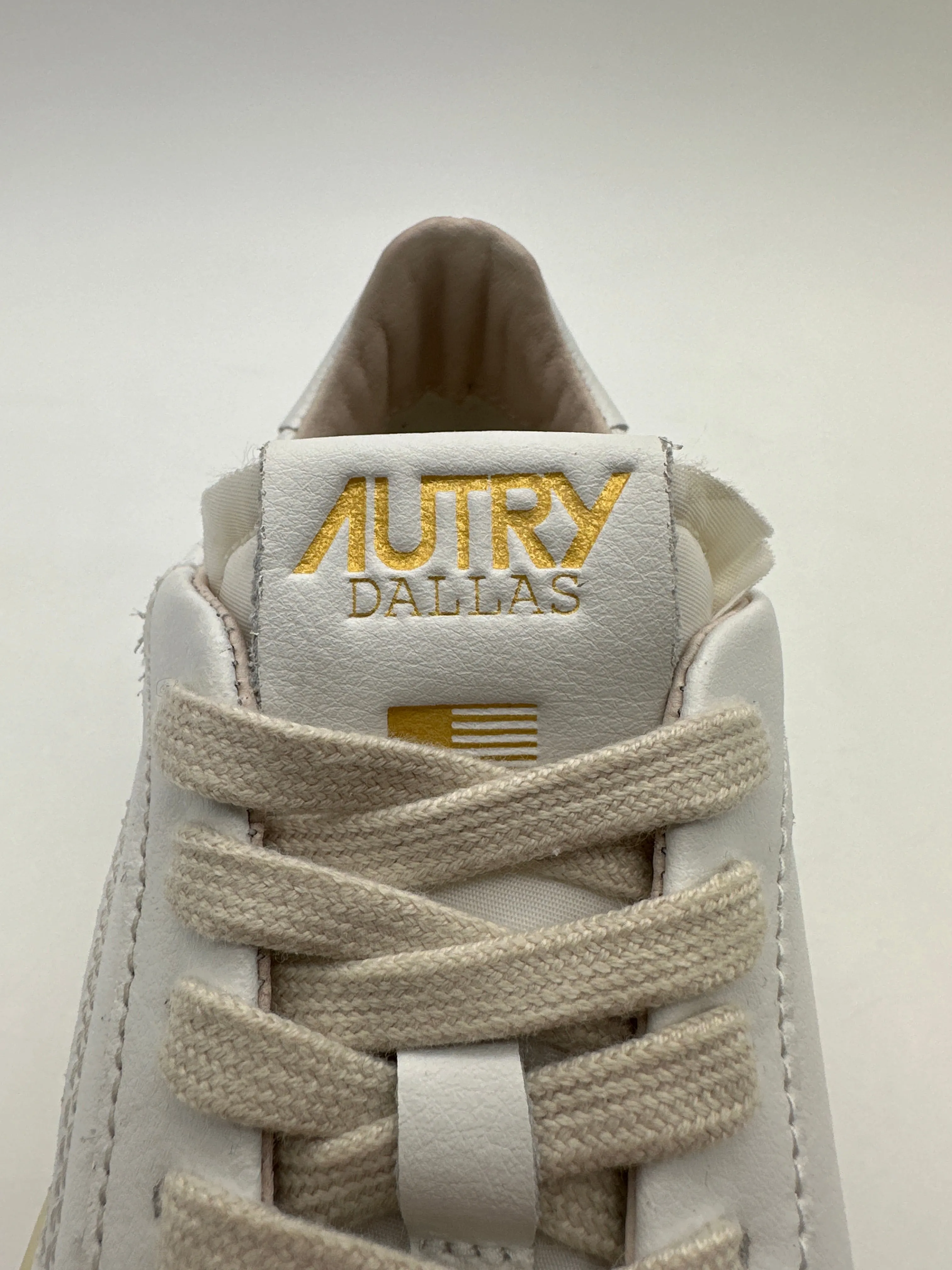 Dallas Low Sneakers