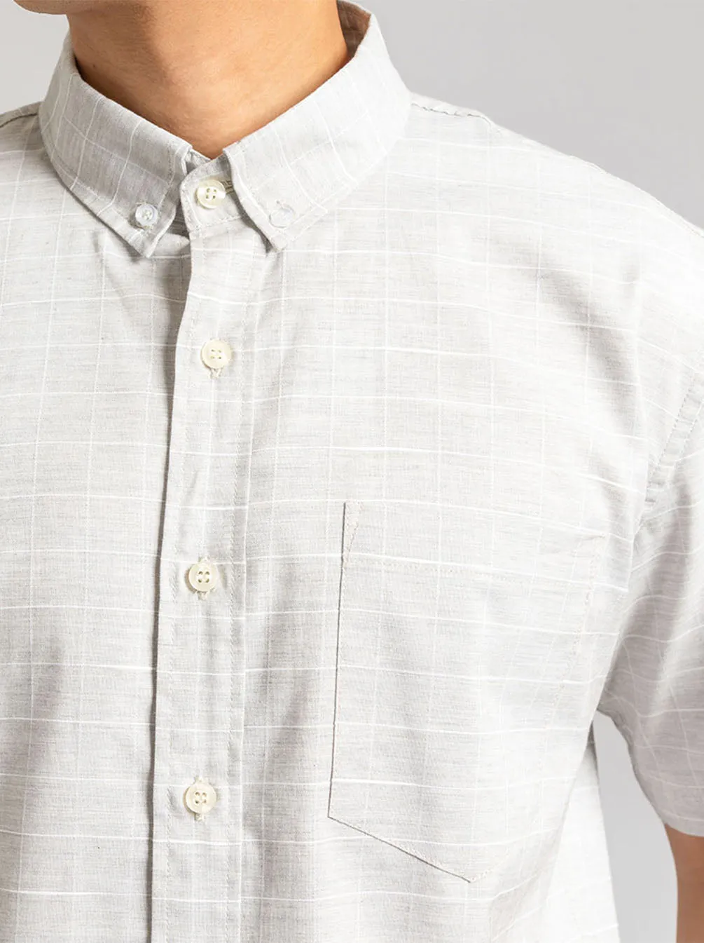 GALEN SHORT SLEEVE SHIRT LIGHT GREY SQUARE