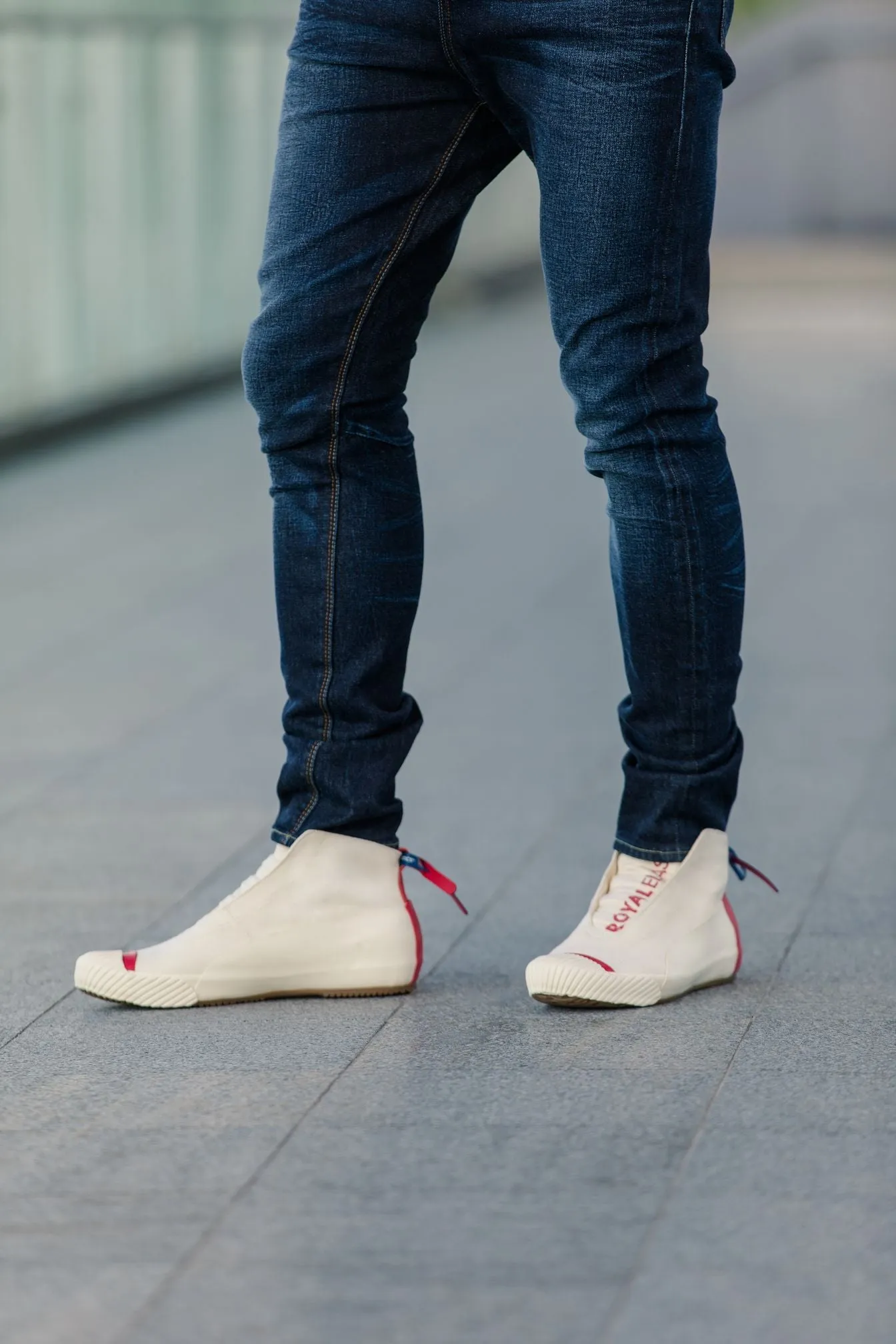 Men's London Hi Beige Red Canvas High Tops 03482-001