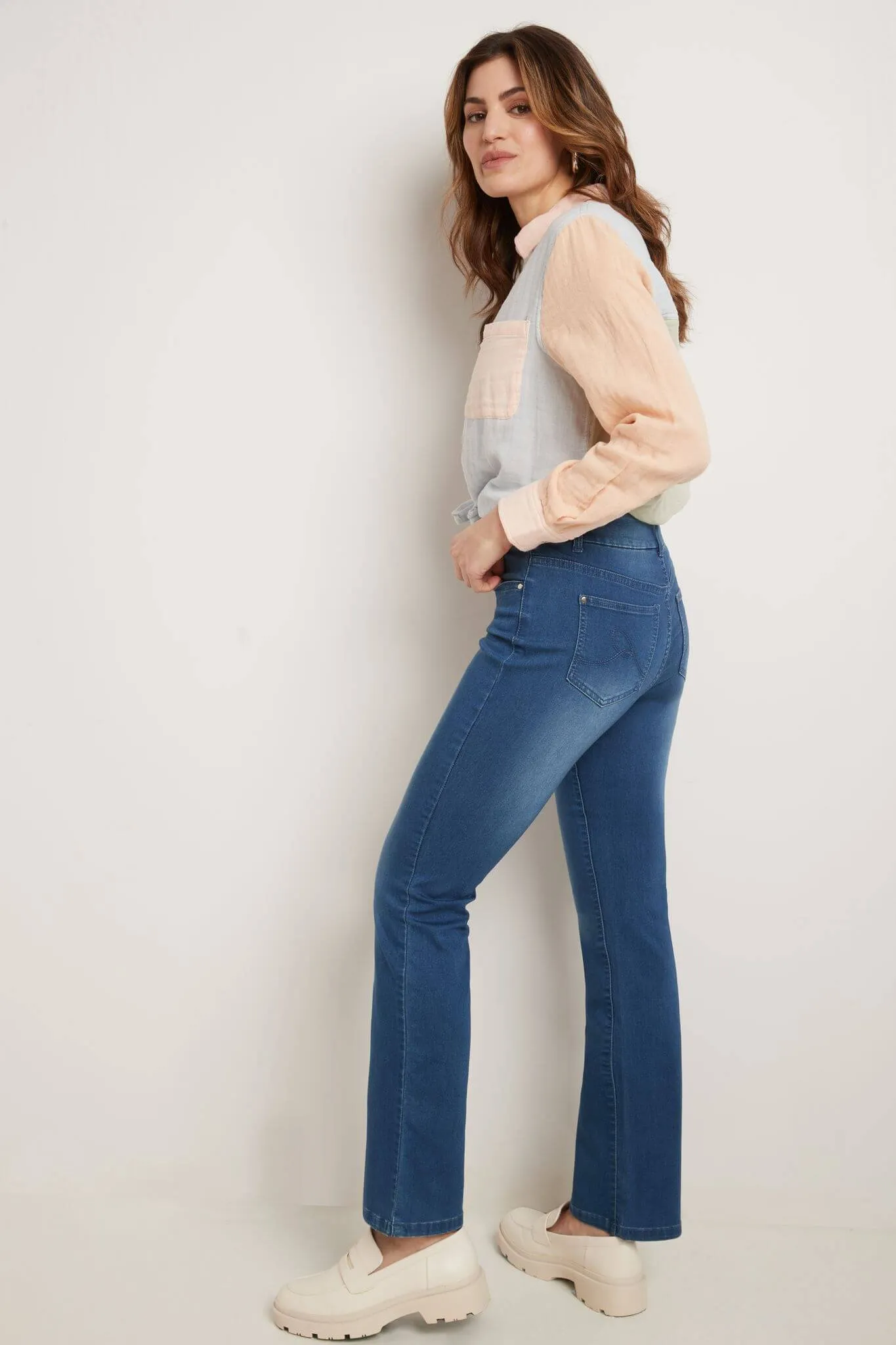 Pull-on Bootcut Jeans with real pockets