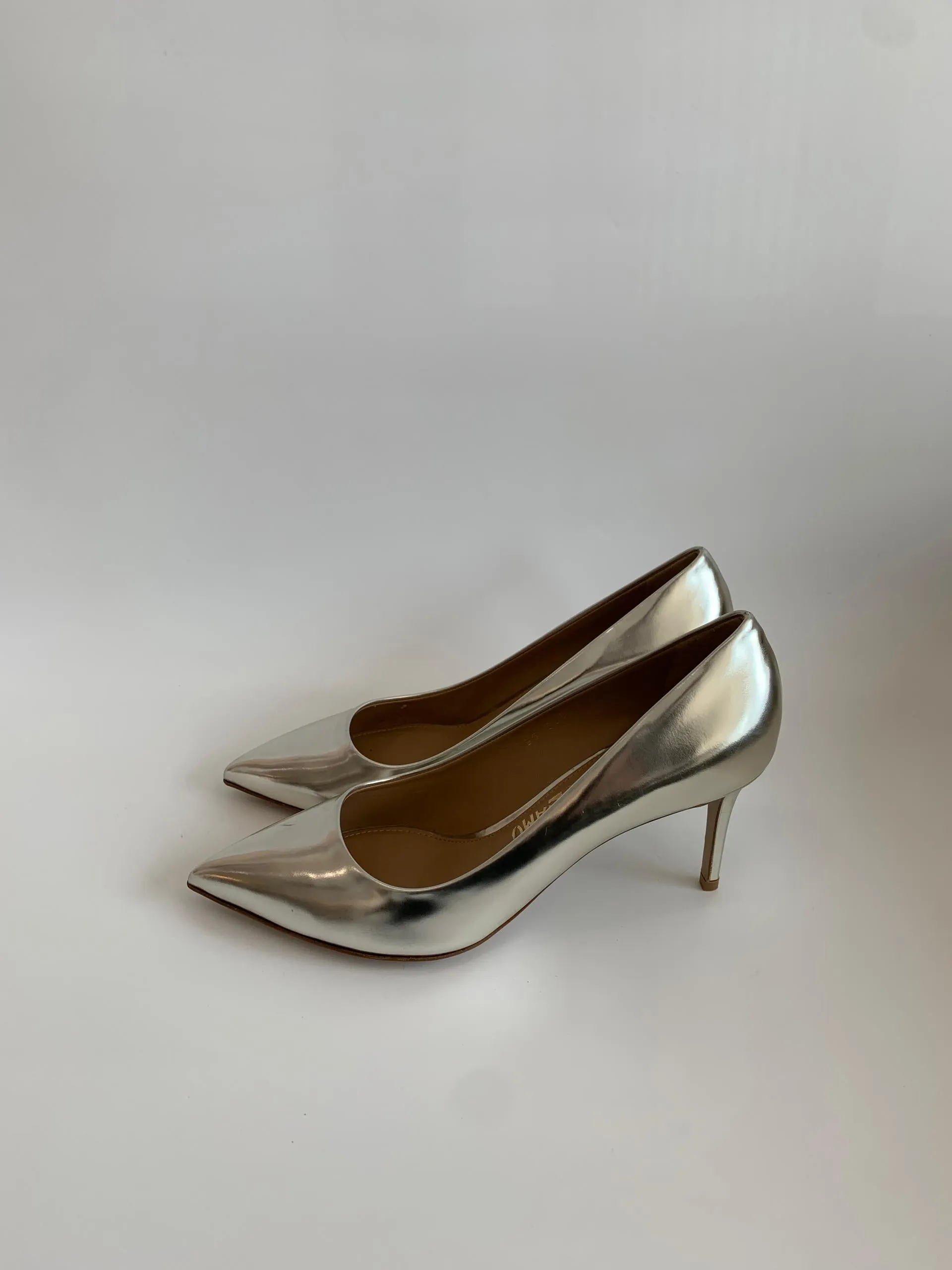 Silver Metallic Pointed Toe Pumps in Size 9D