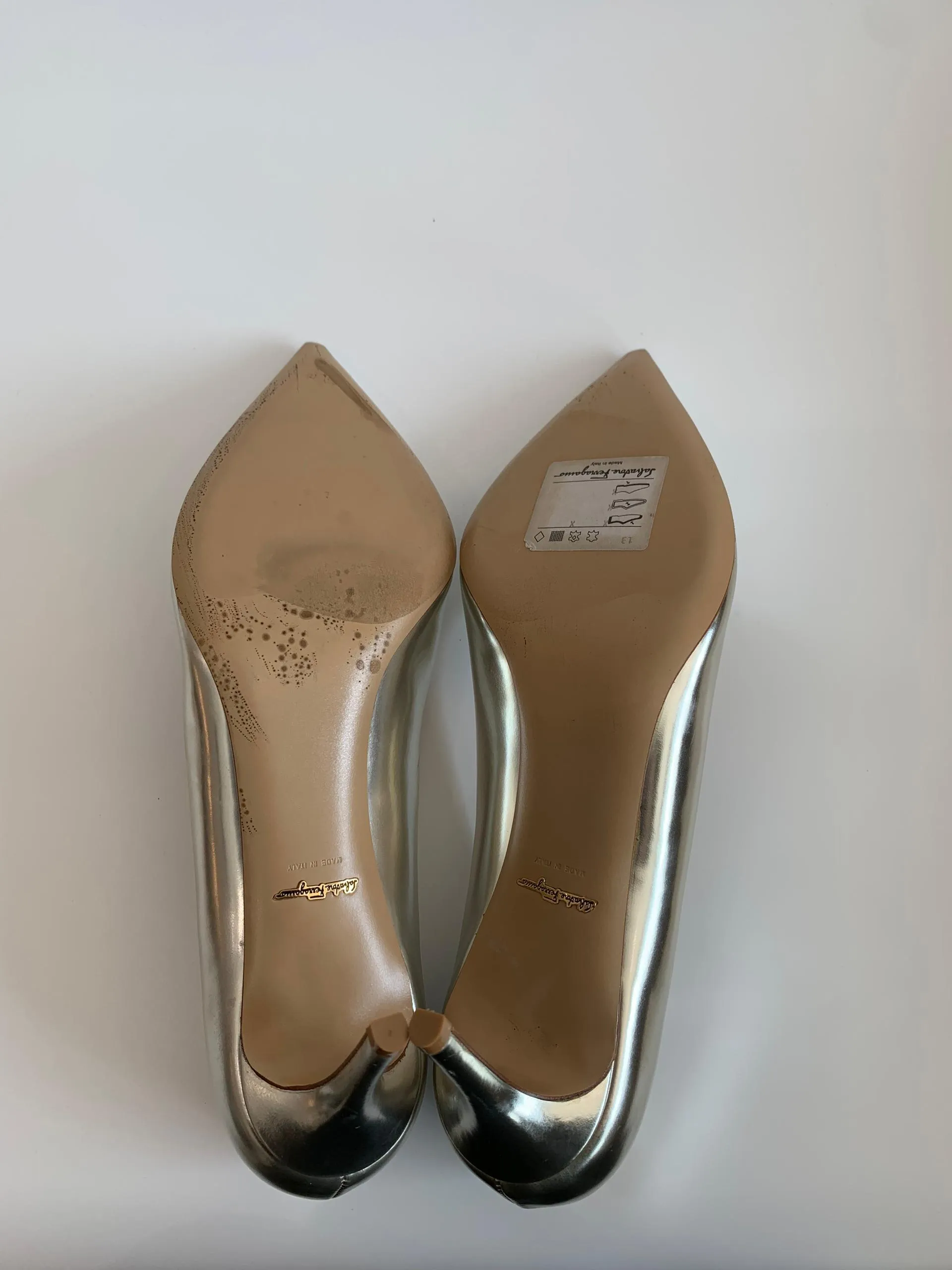 Silver Metallic Pointed Toe Pumps in Size 9D