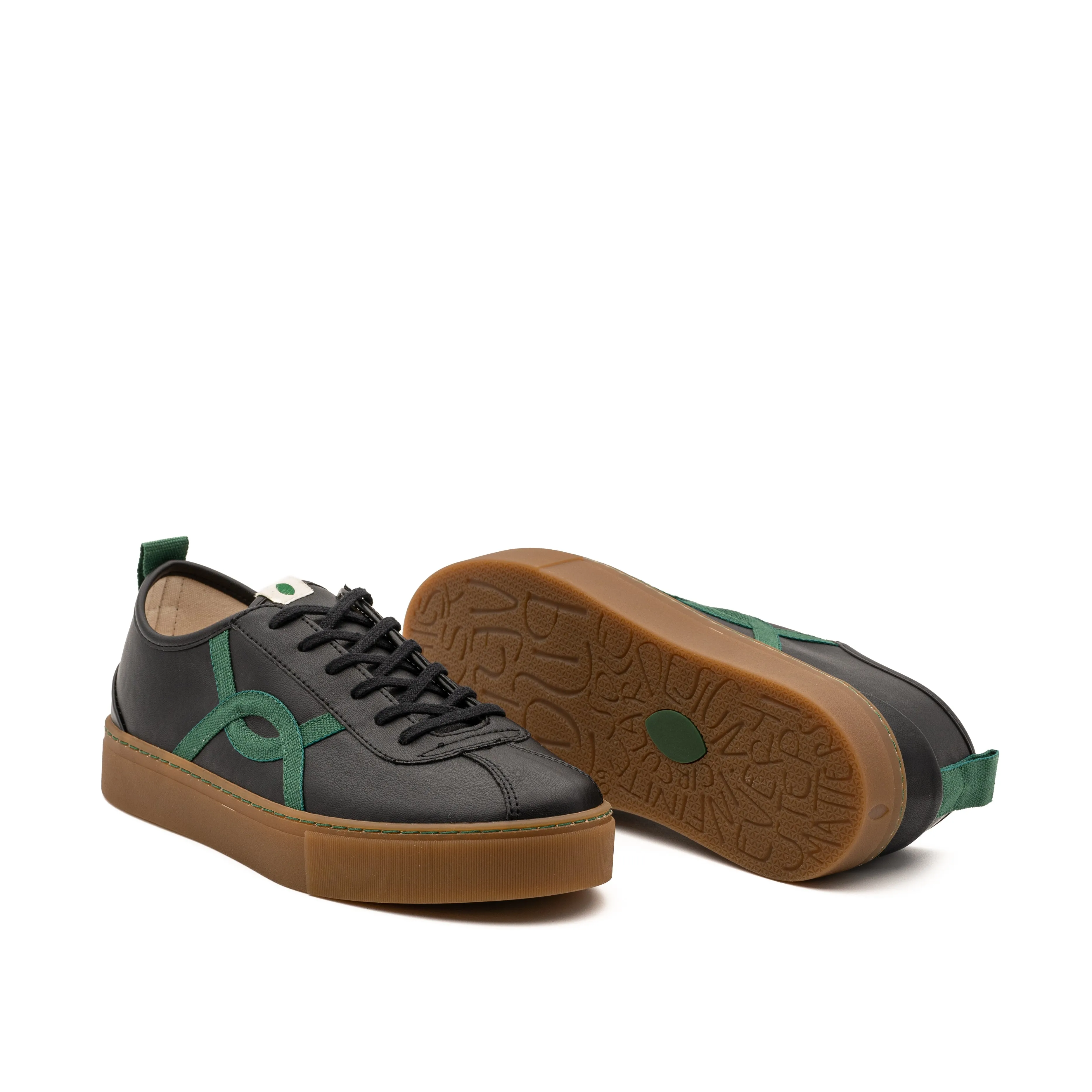 Vegan sneaker black of corn KAF008