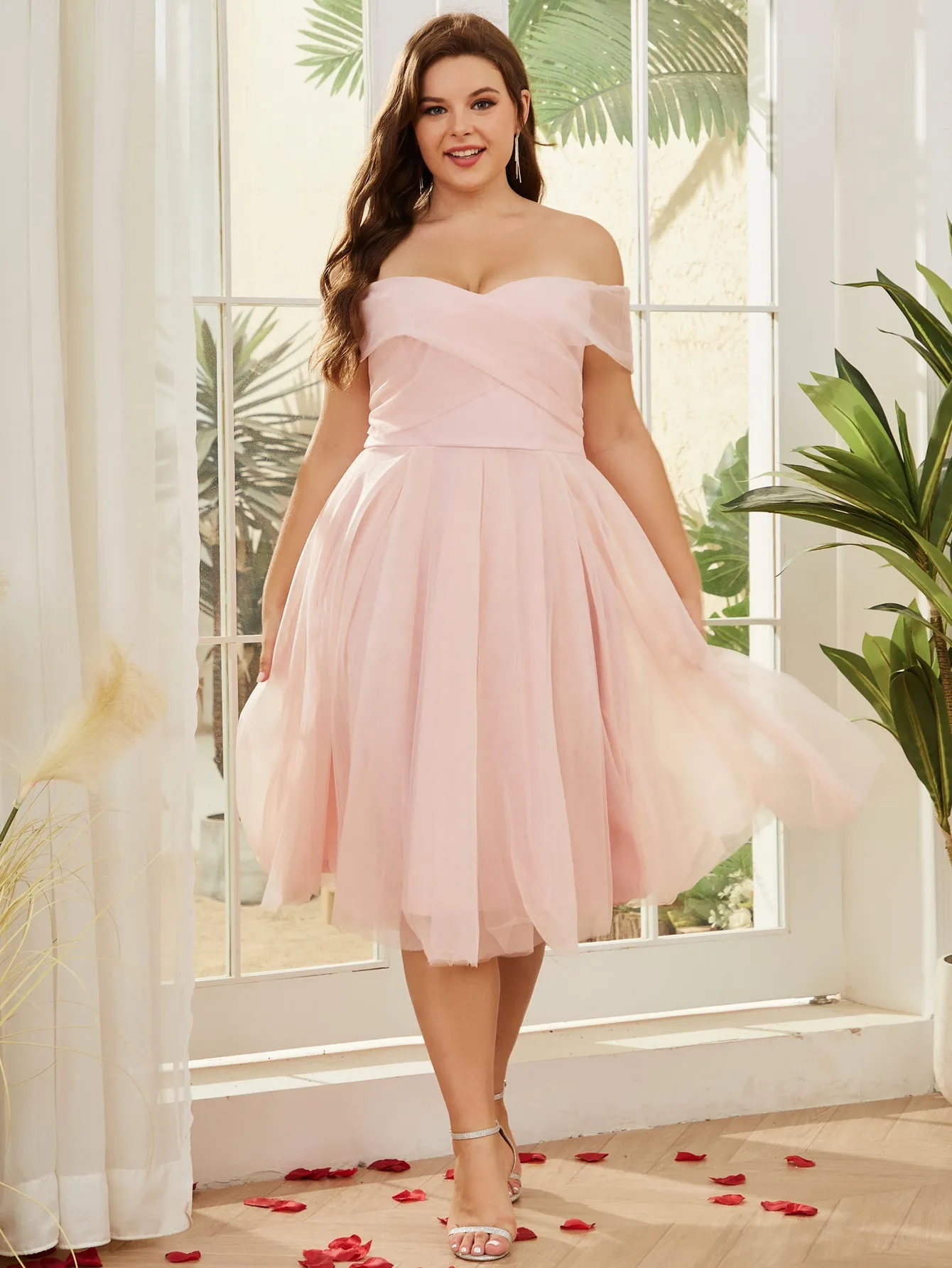 Women Plus Size Off the Shoulder A-line Mesh Cocktail Dresses