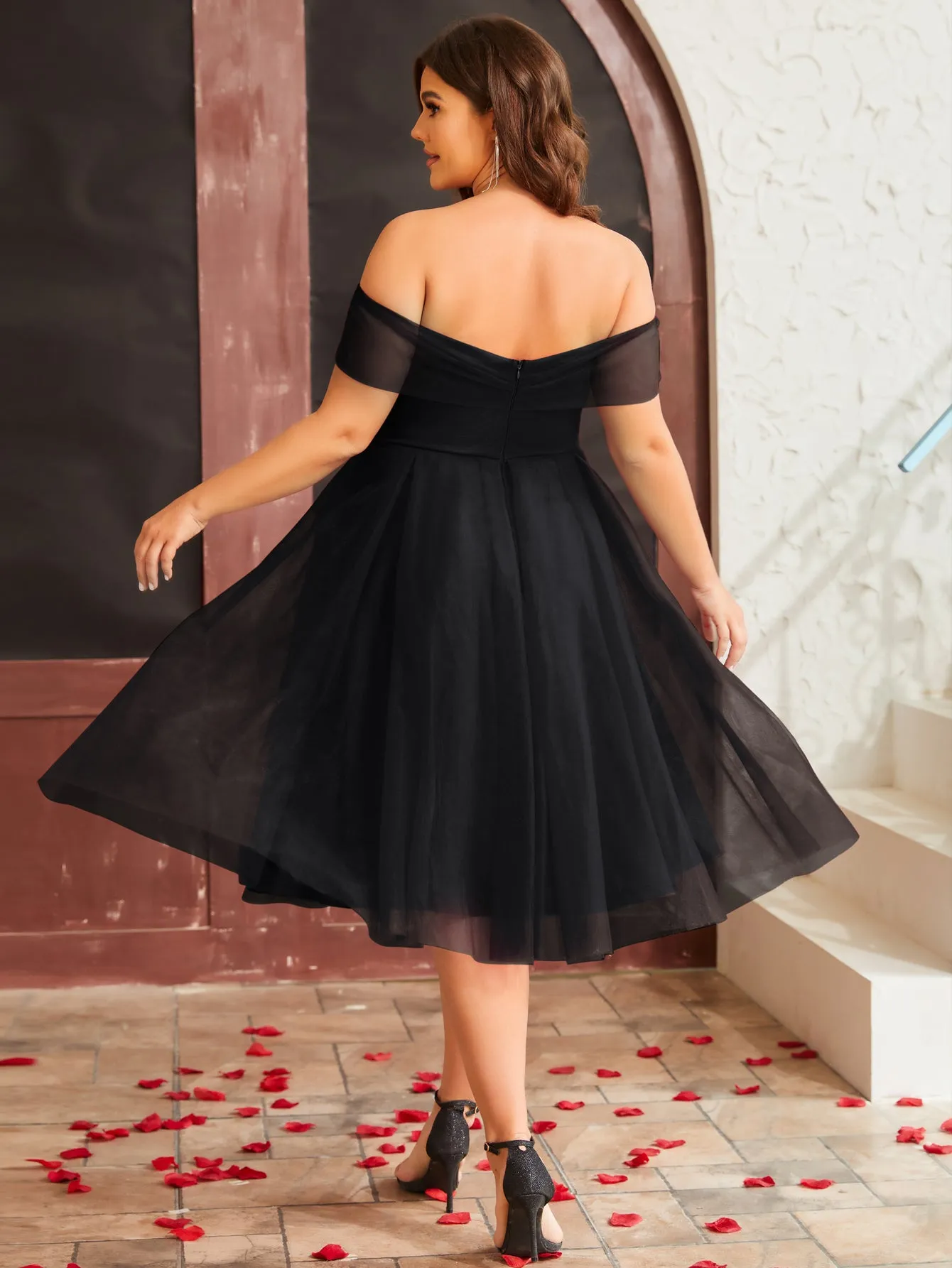 Women Plus Size Off the Shoulder A-line Mesh Cocktail Dresses