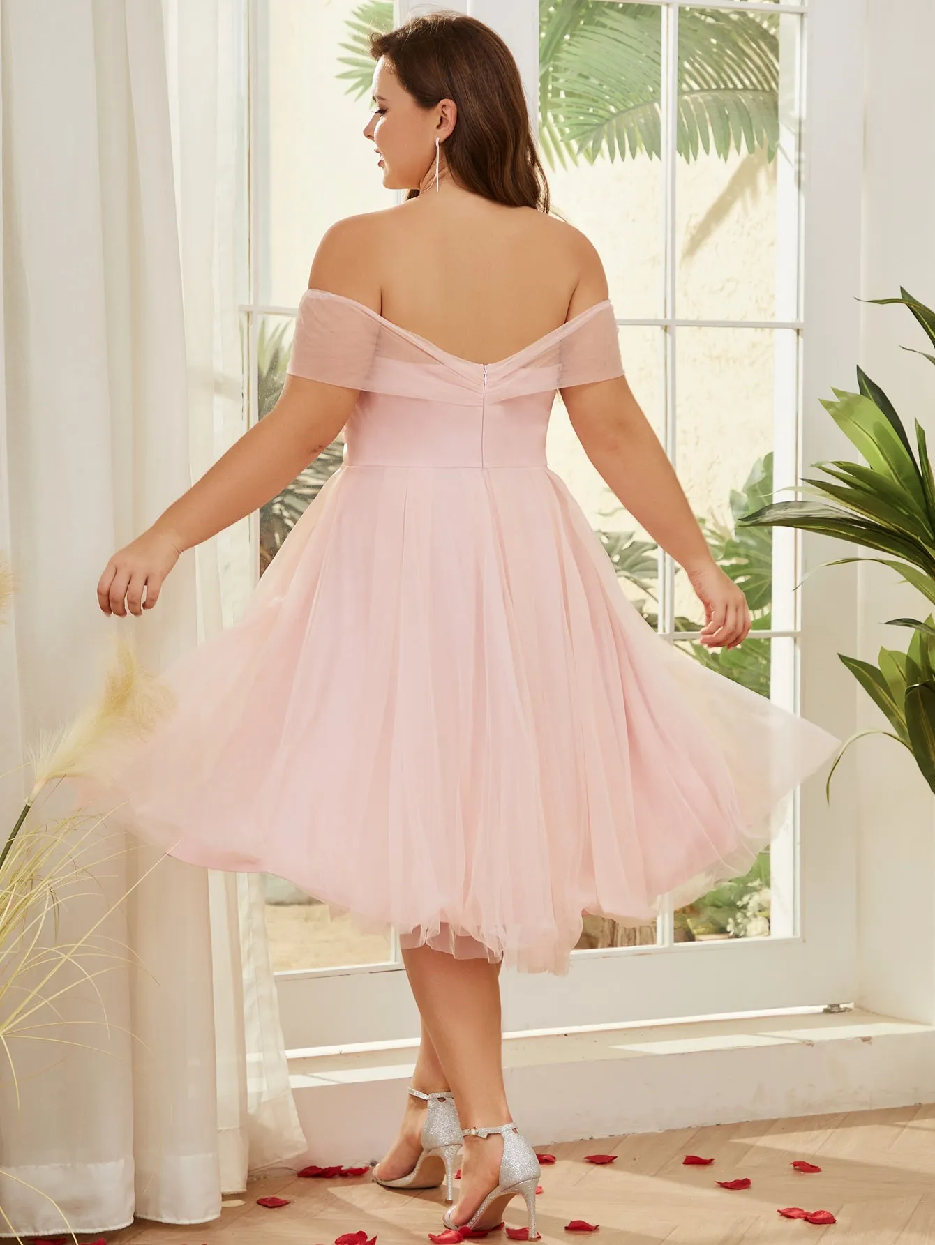 Women Plus Size Off the Shoulder A-line Mesh Cocktail Dresses